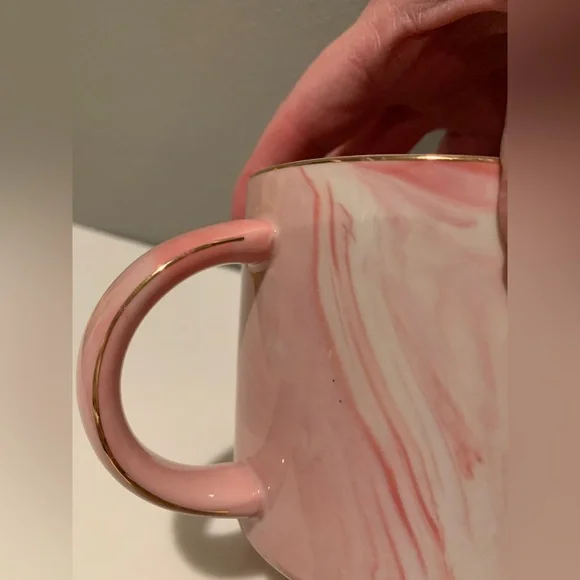 Best F❤️cking Friend Ever mug pink and white marbled Gold writing and trim - Picture 4 of 9